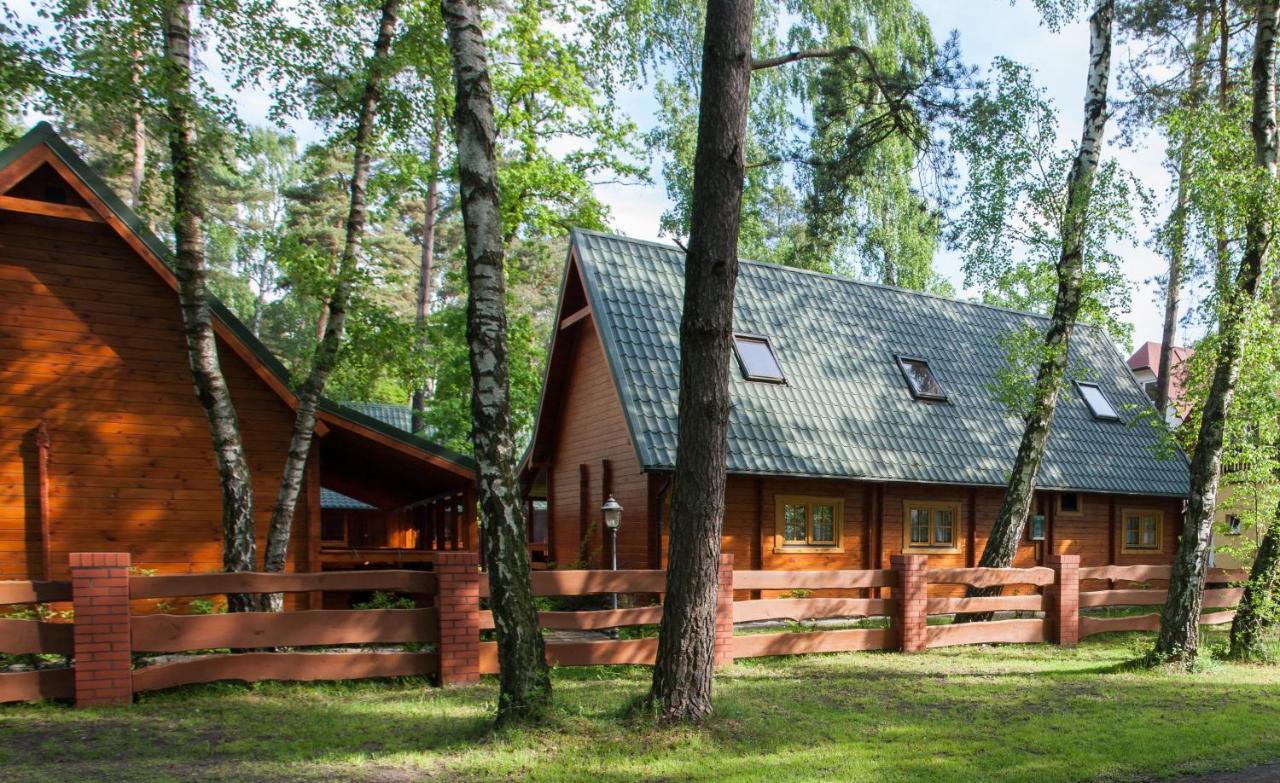 Hotel Angela Domki I Pokoje Pobierowo Exterior foto