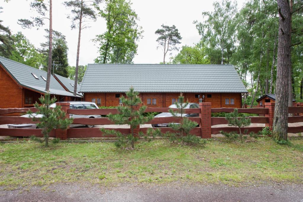 Hotel Angela Domki I Pokoje Pobierowo Exterior foto